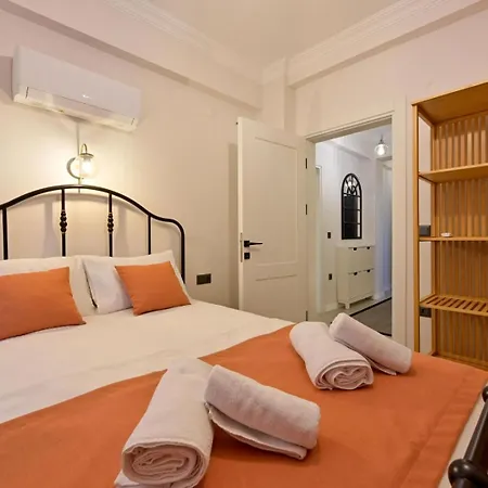 Almilalin 6 Bedroom For Rent In Villa Ölüdeniz