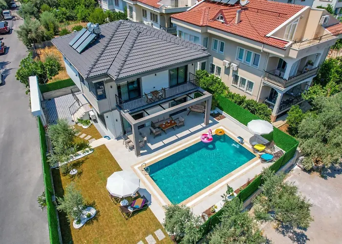 Almilalin 6 Bedroom For Rent In 빌라 *