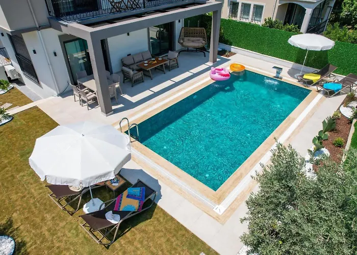 Almilalin 6 Bedroom For Rent In 올루데니스