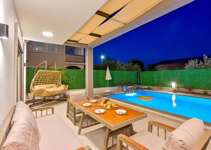 Almilalin 6 Bedroom For Rent In 빌라