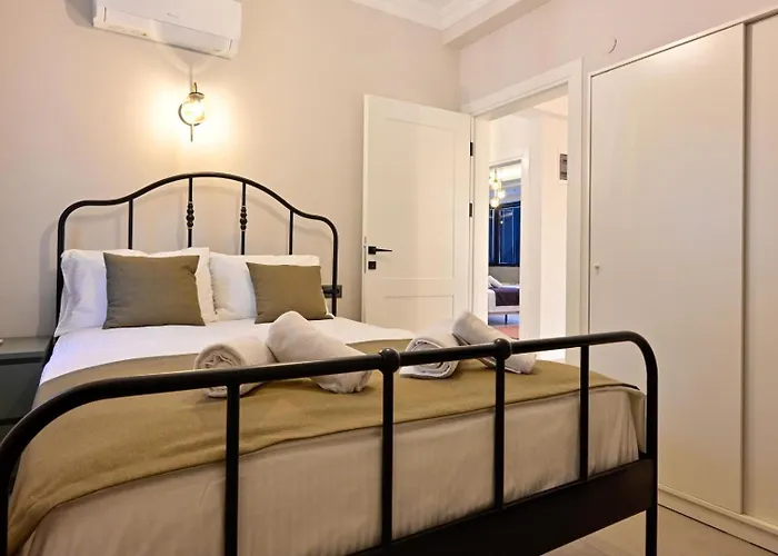 빌라 Almilalin 6 Bedroom For Rent In