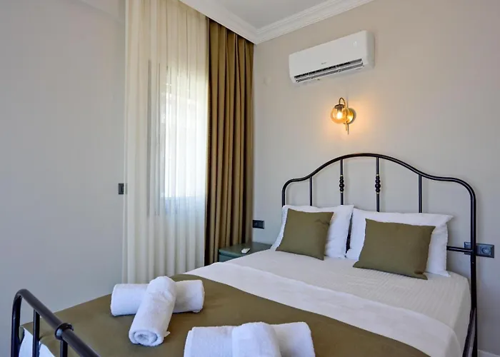 빌라 Almilalin 6 Bedroom For Rent In