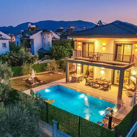 ヴィラ Almilalin 6 Bedroom For Rent In *