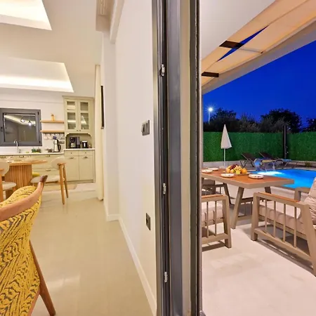 Villa Almilalin 6 Bedroom For Rent In Ölüdeniz