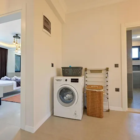 Almilalin 6 Bedroom For Rent In