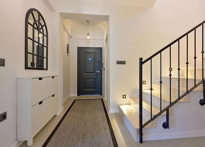 Вилла Almilalin 6 Bedroom For Rent In *
