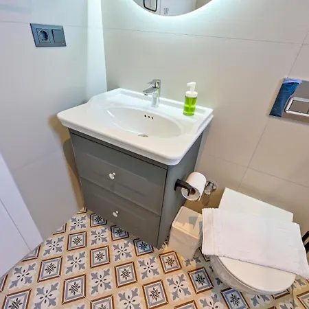 Almilalin 6 Bedroom For Rent In * Öludeniz